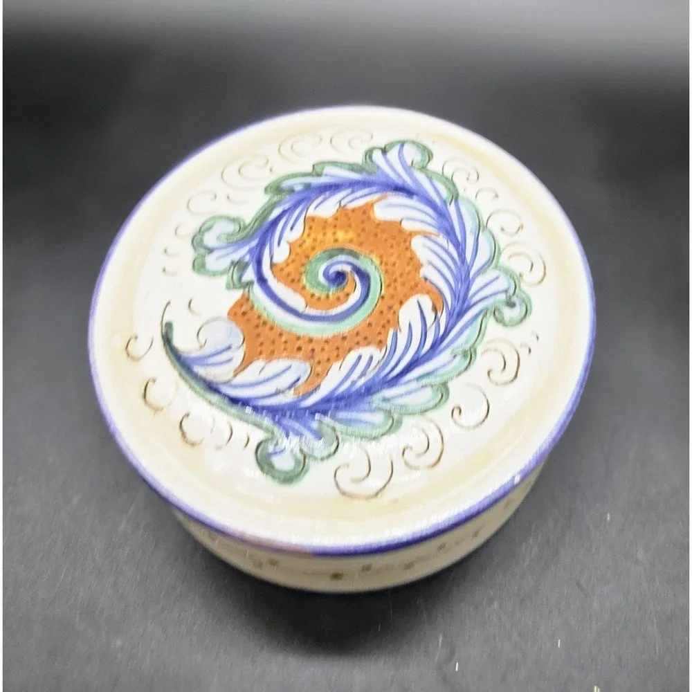 Vintage Giglioni Deruta Italian Pottery Lidded Trinket Box Round Hand Painted